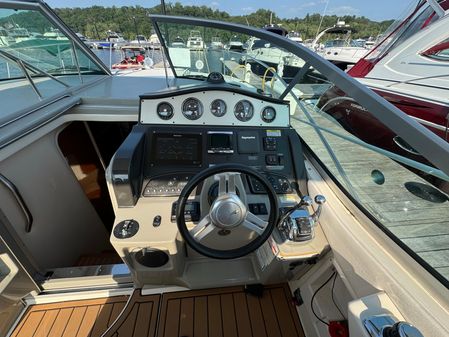 Sea Ray 330 Sundancer image