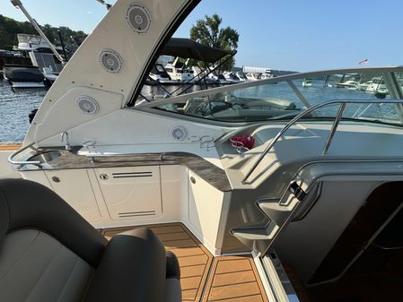 Sea Ray 330 Sundancer image