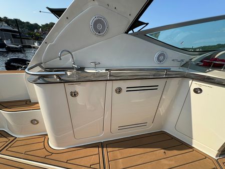 Sea Ray 330 Sundancer image