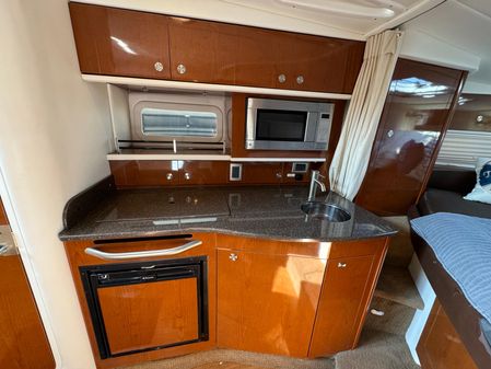 Sea Ray 330 Sundancer image