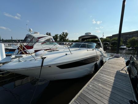 Sea Ray 330 Sundancer image