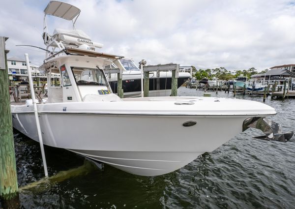 Everglades 325 Center Console image