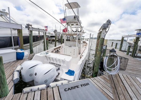 Everglades 325 Center Console image