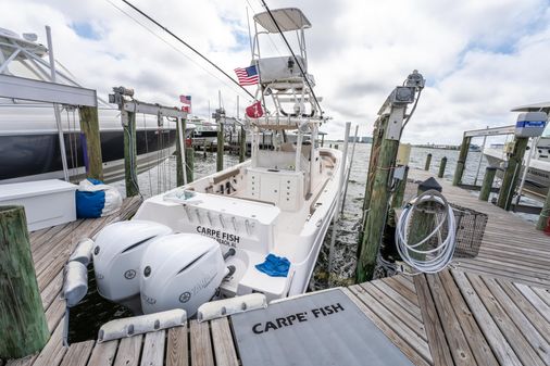 Everglades 325 Center Console image