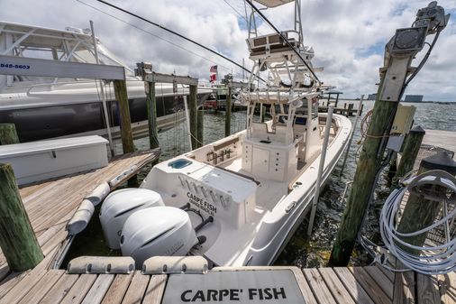 Everglades 325 Center Console image