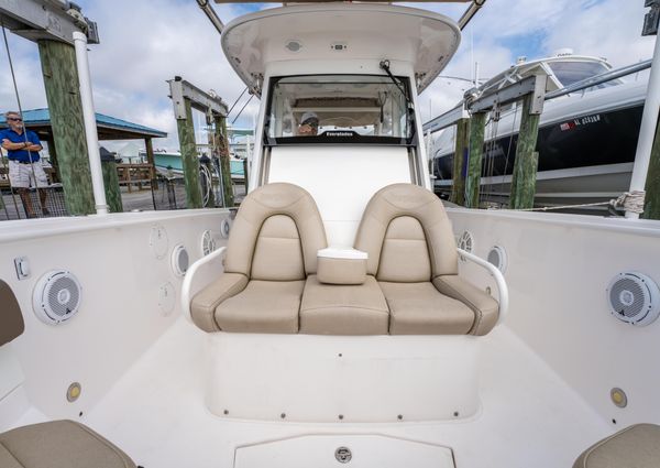 Everglades 325 Center Console image