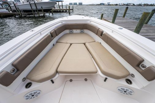 Everglades 325 Center Console image