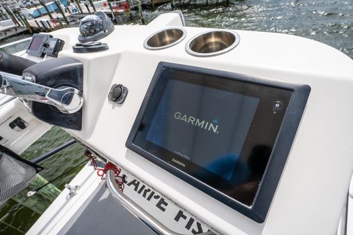 Everglades 325 Center Console image