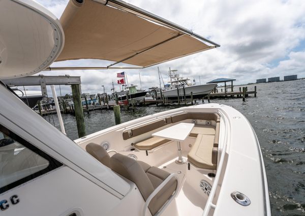 Everglades 325 Center Console image