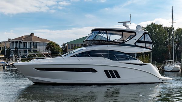 Sea Ray 510 Fly