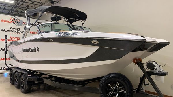 Mastercraft X24