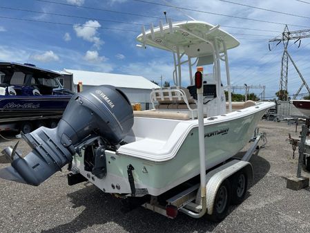 Sportsman Heritage 211 Center Console image