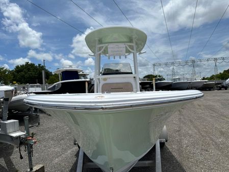 Sportsman Heritage 211 Center Console image