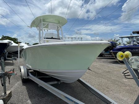 Sportsman Heritage 211 Center Console image