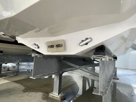 Cruisers Yachts 42 GLS OB image