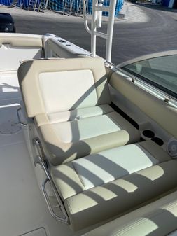Boston-whaler 270-VANTAGE image