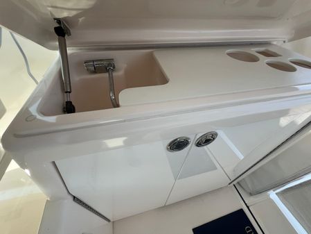 Tiara Yachts 4200 Open image