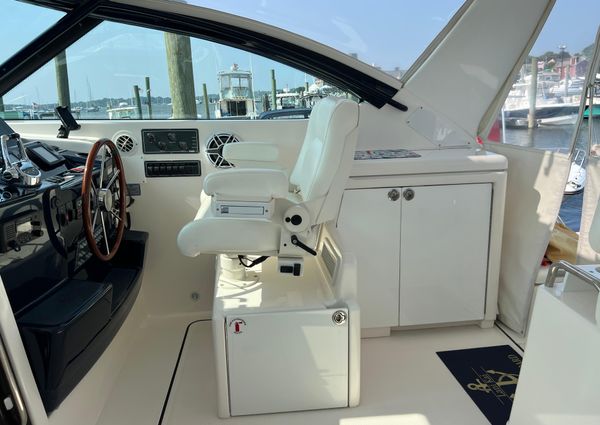 Tiara Yachts 4200 Open image