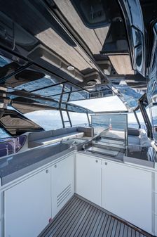 Monte Carlo Yachts MCY 80 Flybridge image