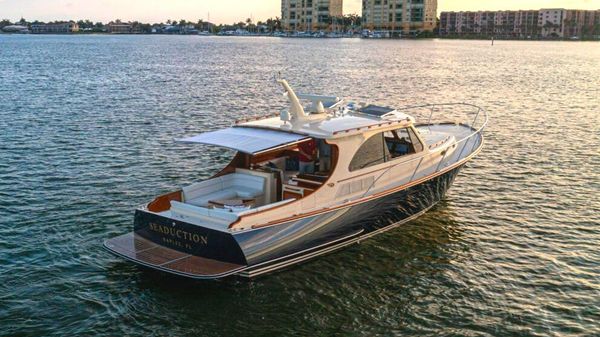 Hinckley Talaria 43 MY
