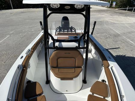 Sea Pro 219 Center Console image