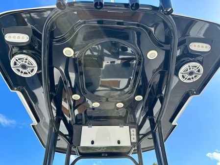 Sea Pro 219 Center Console image