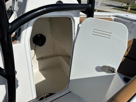 Sea Pro 219 Center Console image