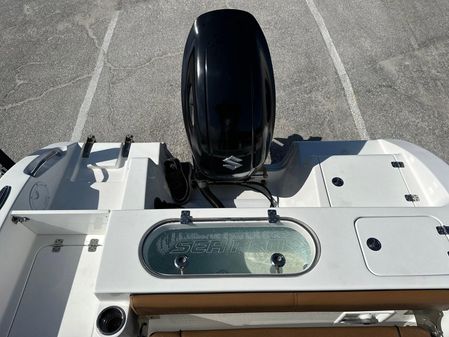 Sea Pro 219 Center Console image