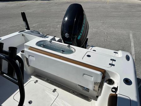 Sea Pro 219 Center Console image