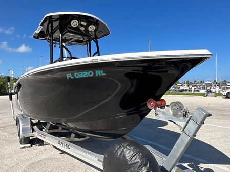 Sea Pro 219 Center Console image