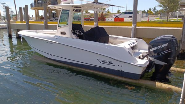 Boston Whaler 280 Outrage 