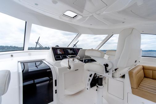 Viking 52 Sport Coupe image