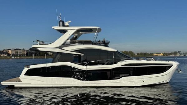 Galeon 560 Fly 