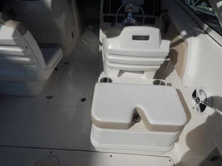 Robalo R247-DUAL-CONSOLE image