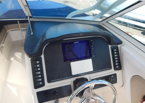 Robalo R247-DUAL-CONSOLE image