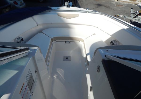 Robalo R247-DUAL-CONSOLE image