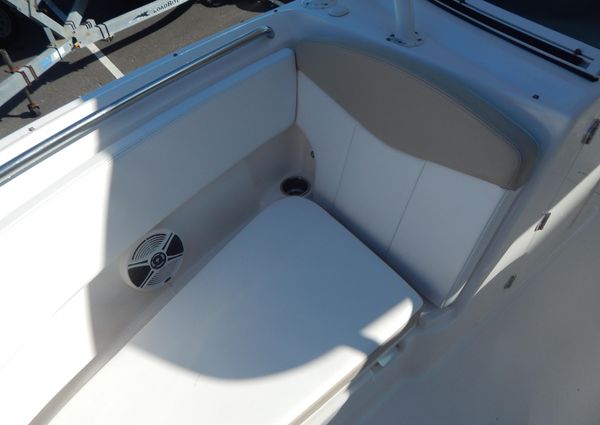 Robalo R247-DUAL-CONSOLE image