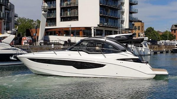 Galeon 335 HTS 