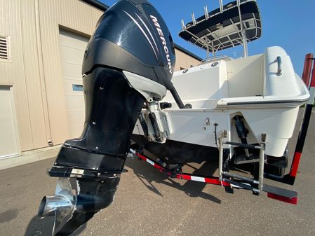 Boston Whaler 240 Outrage image