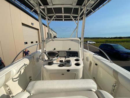 Boston Whaler 240 Outrage image