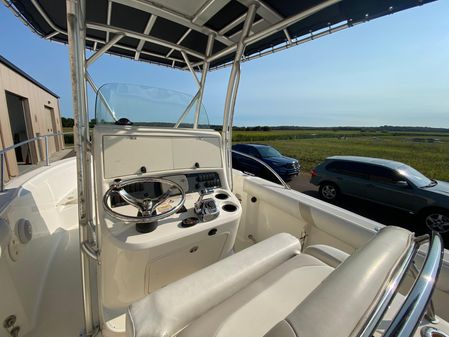 Boston Whaler 240 Outrage image