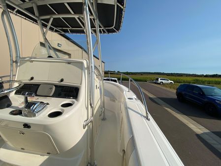 Boston Whaler 240 Outrage image