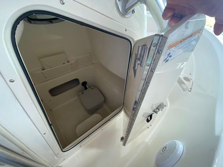 Boston Whaler 240 Outrage image