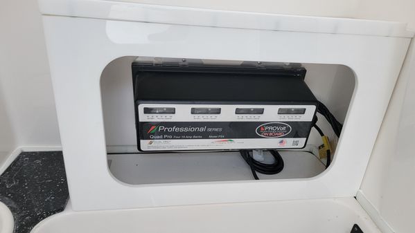 Sea Fox 288 Commander image
