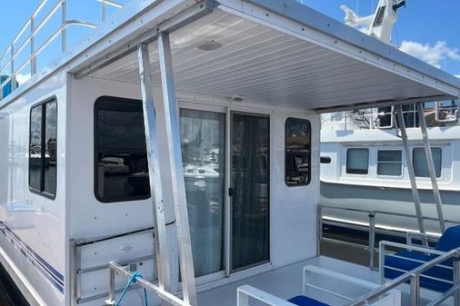 Catamaran-cruisers 42-HOUSEBOAT- image