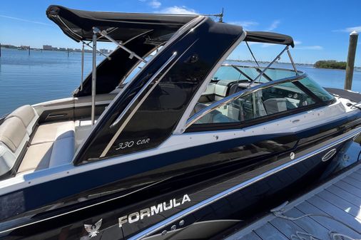 Formula 330 Crossover Bowrider image