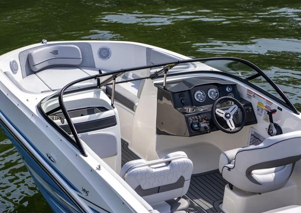 Bayliner VR5-BOWRIDER-I-O image