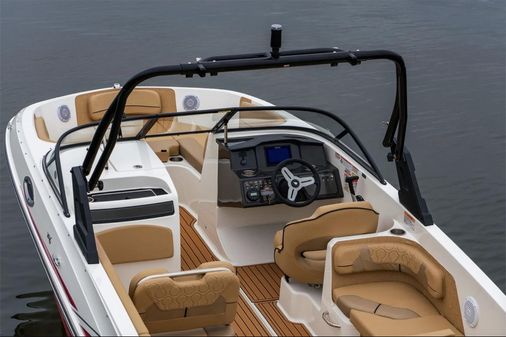 Bayliner VR6-BOWRIDER-I-O image