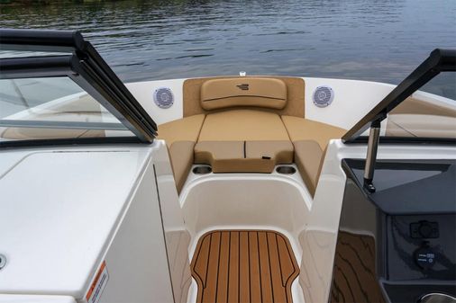 Bayliner VR6-BOWRIDER-I-O image