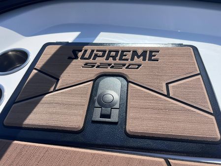 Supreme S220 image